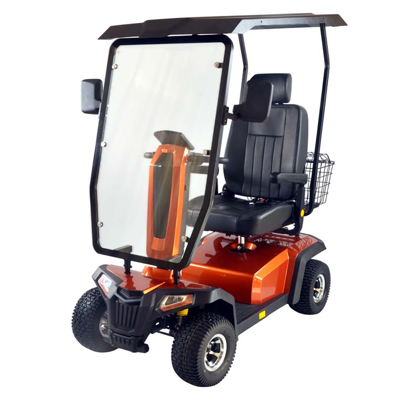 Scooter Danubio orange avec capote rigide et pare-brise