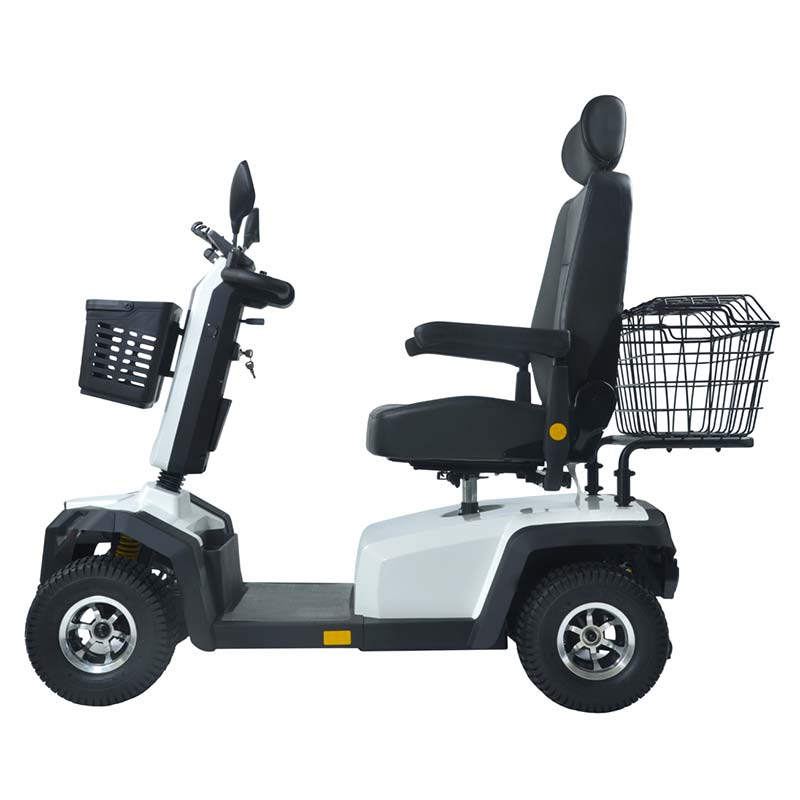Scooter Danubio blanc de profil avec panier