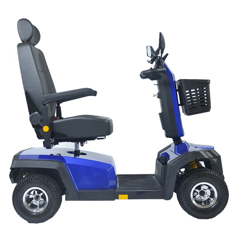 Scooter Danubio bleu vu de profil