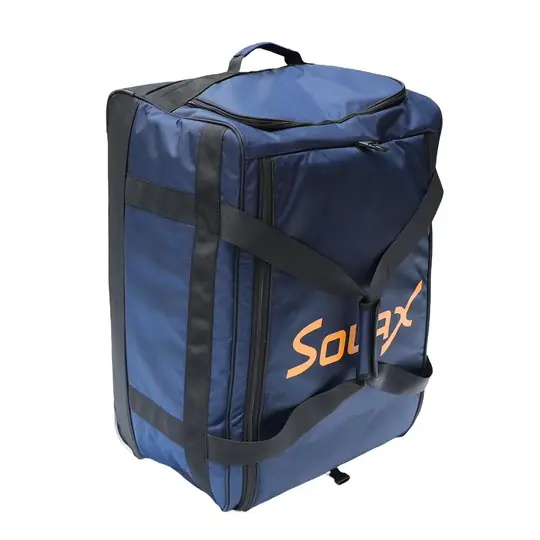Scooter plié dans son sac de transport